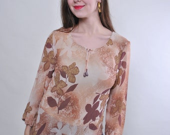 90s Floral Print Blouse: Vintage Brown Quarter Sleeve Top (Size M)