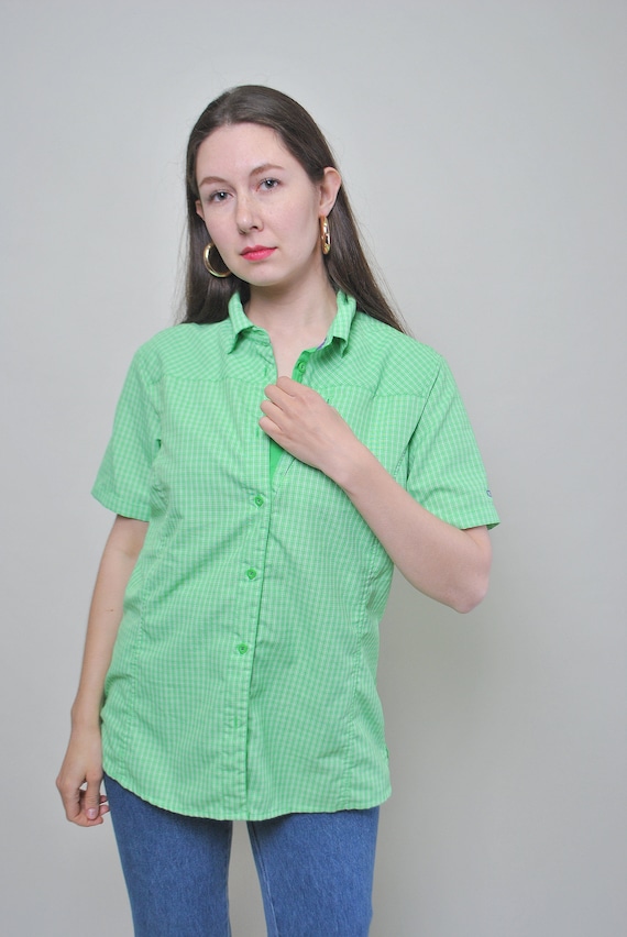 90s Vintage Plaid Hiking Shirt: Green Outdoor Adventure Top, Size L