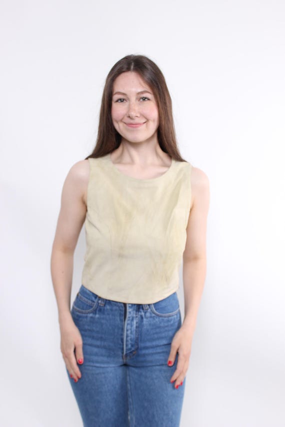 90s Butter Yellow Faux Suede Tank Top Vintage Sleeveless Cropped Minimalist  Size M