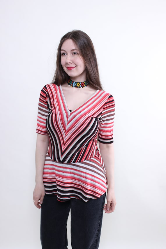 90s red black striped print pullover blouse, vintage v-neck fitted blouse, Size M