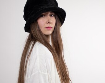 1960s Black Faux Fur Bucket Hat | Mod Fluffy Winter Cloche  display picture 2
