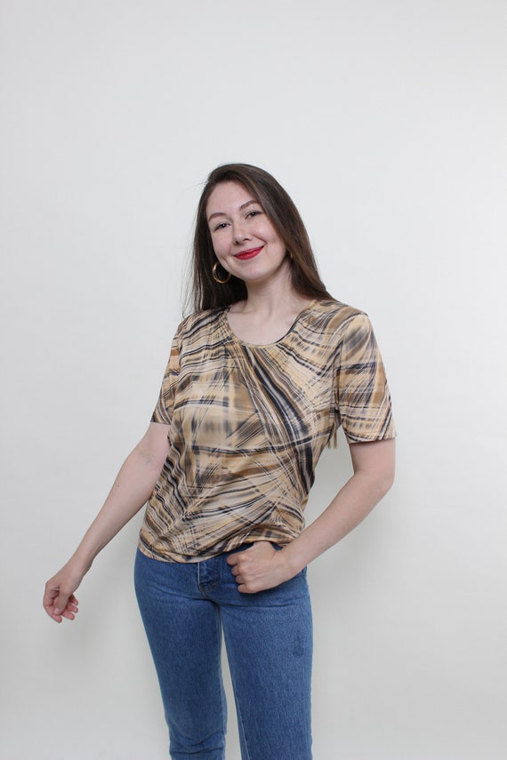 Vintage Y2K Abstract Print Blouse: 2000s Polyester Top, Size M