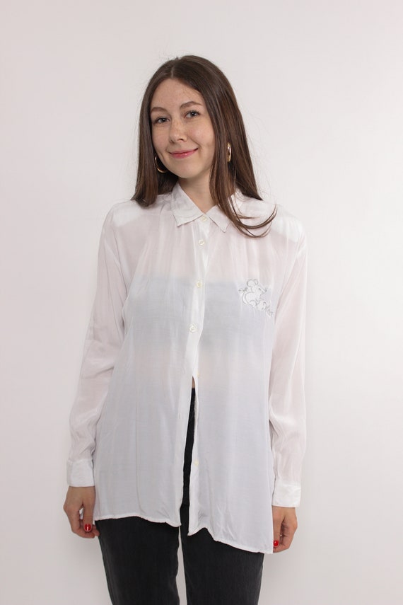 90s White Blouse Sheer Vintage Longline Button Up Embroidered Collared Size M