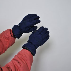 90s Vintage Blue Ski Gloves: Women&#39;s Winter Sport Accessories