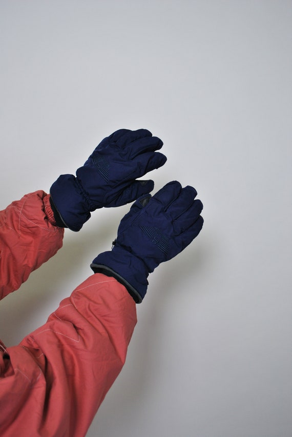 90s Vintage Blue Ski Gloves: Women's Winter Sport Accessories