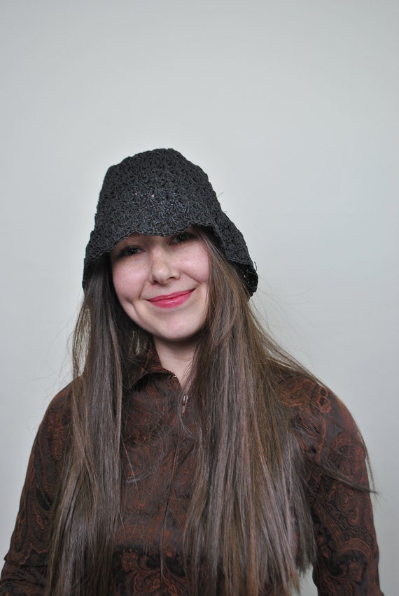 90s knit bucket hat in gray, vintage knitted cloche hat