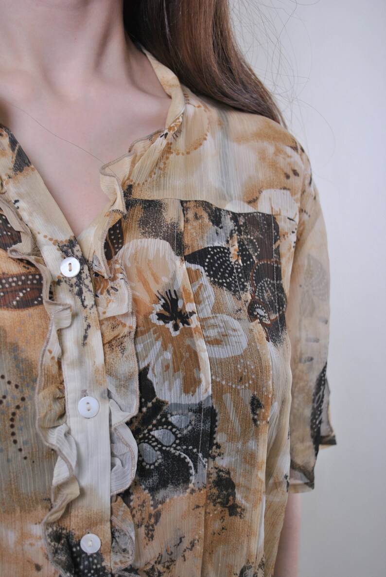 Women vintage beige floral print summer short sleeve blouse Size XL