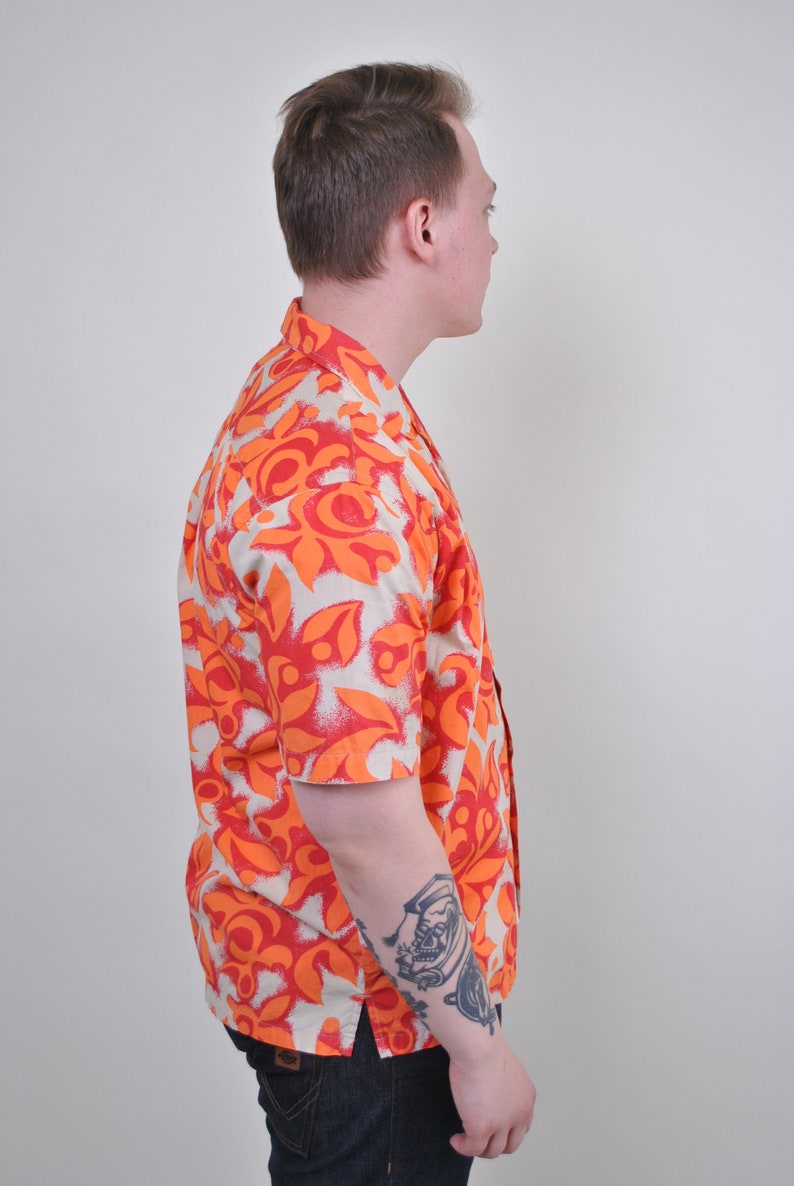 Size L Vintage orange hawaii shirt retro floral button down