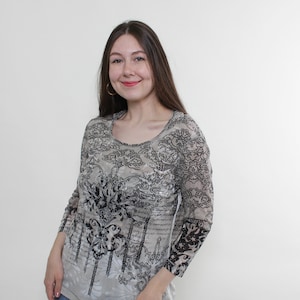 y2k pullover blouse, flower blouse, elastic embroidered floral blouse, Size M