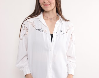 90s floral lace blouse in white, vintage victorian shoulder pads blouse, Size M