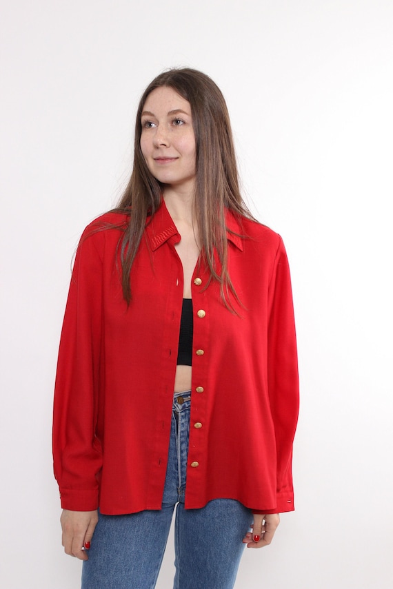 90s Red Blouse Gold Crest Buttons Vintage Embroidered Collar Relaxed Button Up Size M
