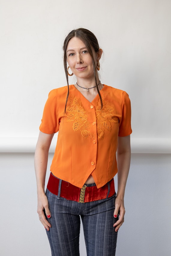 90s Orange Blouse Vintage Cutwork Floral Embroidery Short Sleeve Fitted Size M