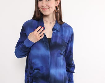 90er Jahre Bluse mit abstraktem Print, Vintage Schulterpolsterbluse in Blau, Gr. L