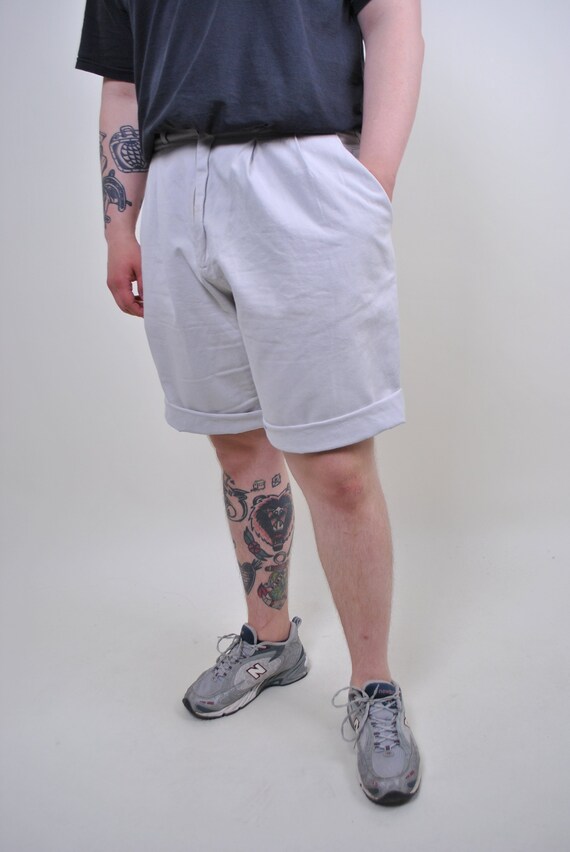 70s beige high waist shorts, vintage military chin