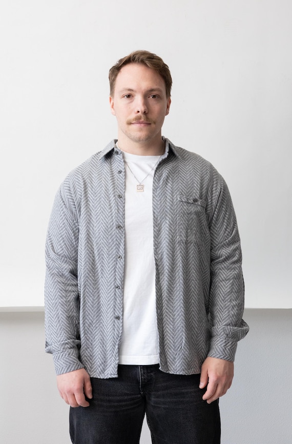90s Grey Herringbone Textured Shirt Vintage Long Sleeve Minimalist Cotton Button Up Size M
