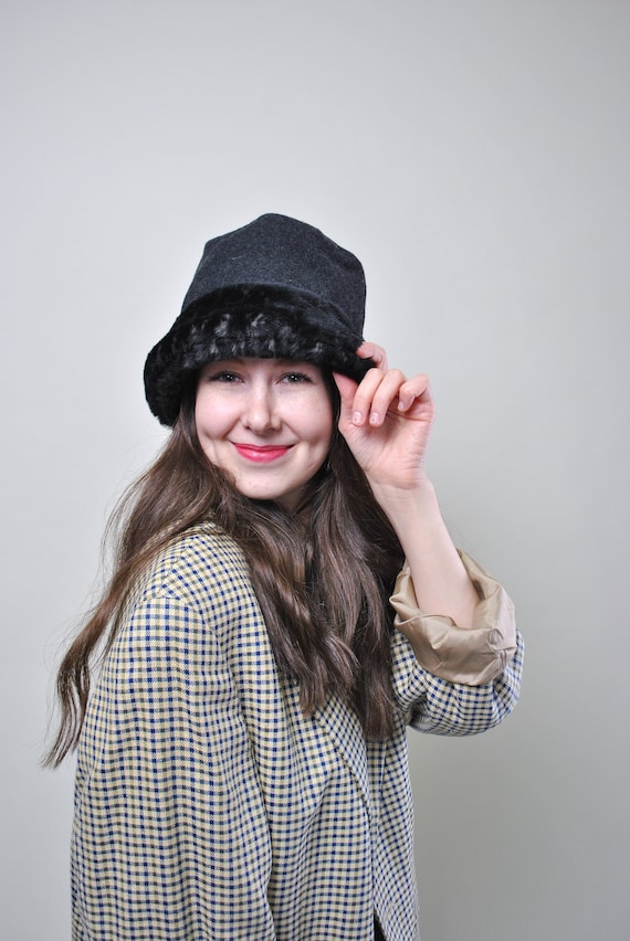Vintage Faux Fur Bucket Hat - 90s Winter Accessory