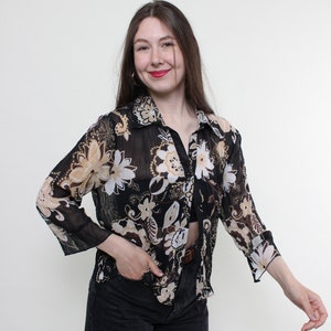 90s black flowers blouse, vintage funky floral print short sleeve summer button up shirt, Size M
