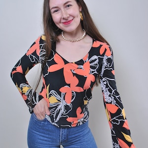90s floral print vintage blouse, vintage pullover black shirt with flowers, Size M