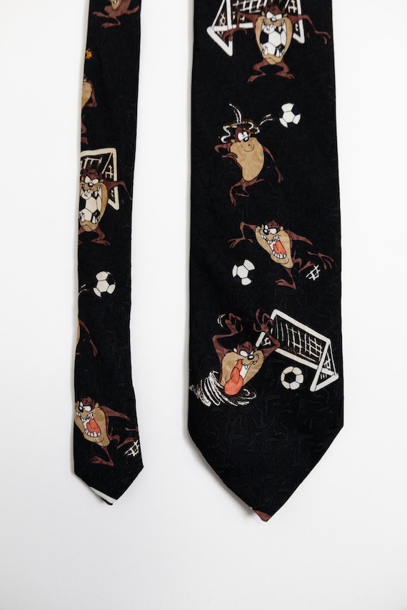 Vintage 90s Looney Tunes Tie Taz Soccer Tie Warner Bros Novelty Necktie 1995