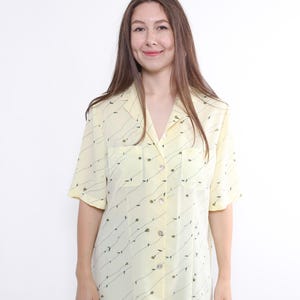 80s cute floral pattern oversize blouse in yellow, vintage flowers print button up blouse, Size L