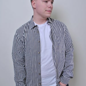 80s long sleeve plaid print shirt in blue, vintage check pattern button up shirt, Size M