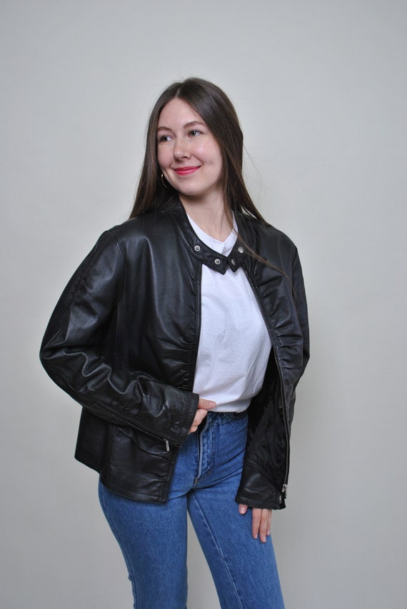90s Vintage Black Leather Crop Biker Jacket - Size L