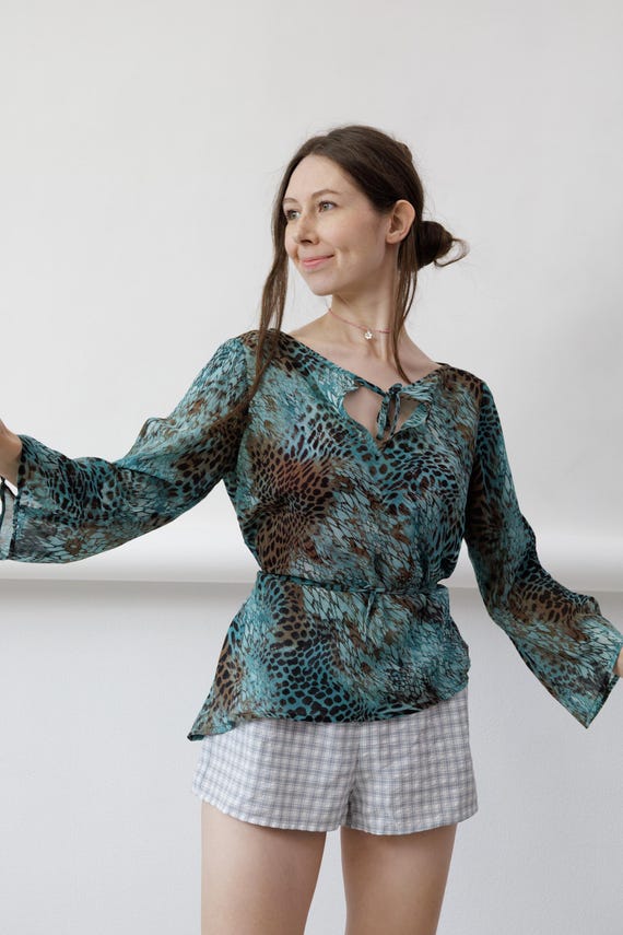 90s Teal Leopard Snake Print Vintage Chiffon Blouse Bell Sleeve Tie Neck Size M