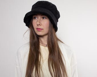 Vintage 90s Black Winter Hat – Soft Acrylic Faux Fur Cloche  display picture 1