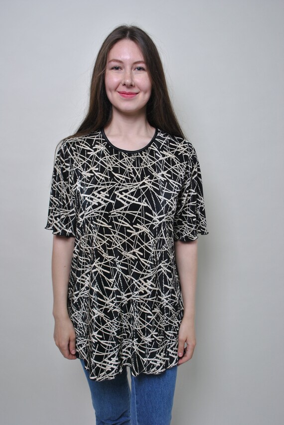 Vintage 90s Abstract Blouse: Black Polyester Pullover Top (Size L)