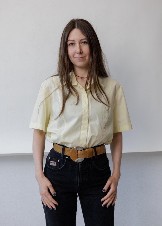 90s Pale Yellow Shirt Vintage Cotton Button Up Pastel Lemon Summer Blouse L