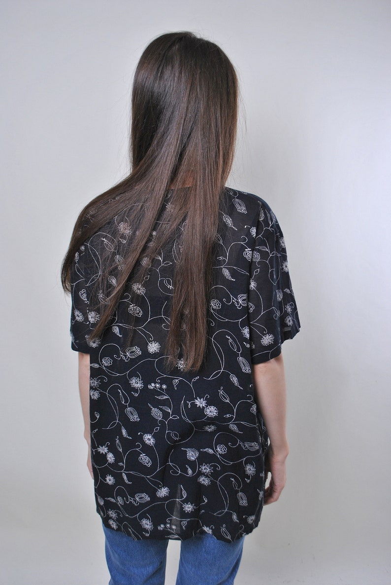 Floral print vintage 80s summer black blouse Size L