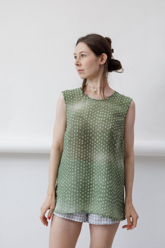 90s Sage Green Dot Print Sheer Chiffon Vintage Sleeveless Blouse Shell Top Size L