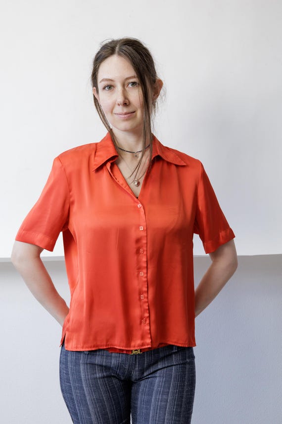 90s Coral Red Satin Button Up Blouse Minimalist Vintage Quiet Luxury Size M
