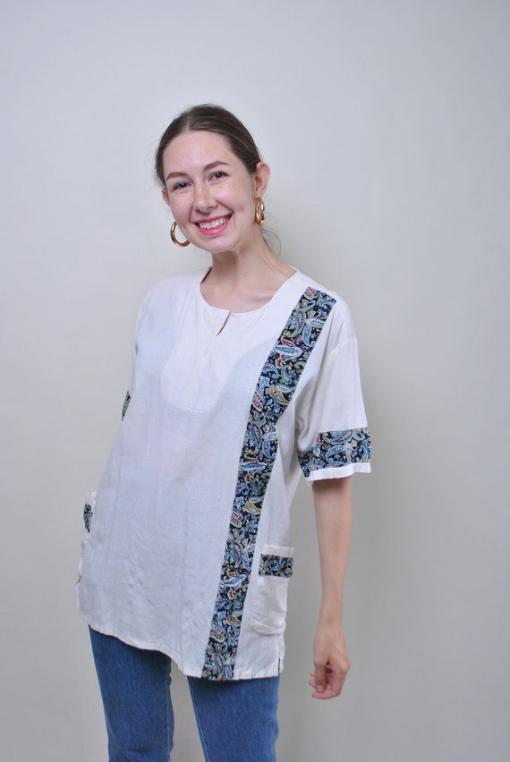 90s paisley print blouse in white, vintage summer hippie pullover shirt, Size M