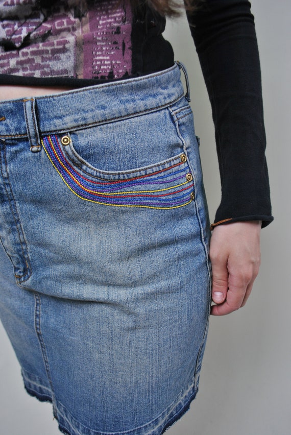 Y2k Denim Mini Skirt: 00s Light Blue Skirt With Pink Seam, Size S