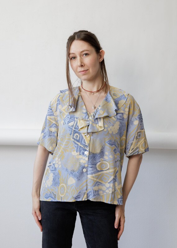 80s Abstract Print Ruffle Collar Blouse Vintage Boxy Short Sleeve Shirt Size L