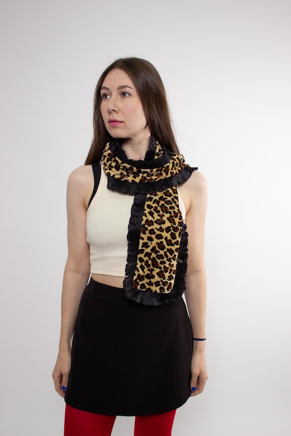 Vintage 90s Leopard Print Velvet Scarf – Ruffled Trim