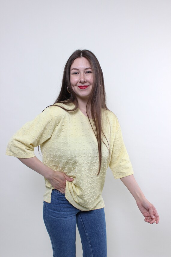 90s textured blouse in yellow, vintage pullover embroidered lace blouse, Size XL