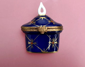 Hand painted vintage Limoges porcelain oval shaped trinket box in cobalt blue and gold