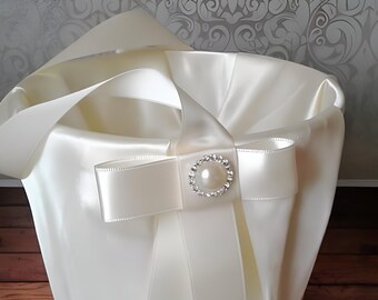 Ivory Flower girl basket, wedding flower basket, satin flower girl basket, flower girl, flower girl accessories, flower girl basket Ivory
