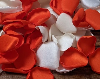Tiger lily ivory and cream rose petals for summer tropical wedding, bridal shower decor, confetti to throw, ceremony decor, photography prop