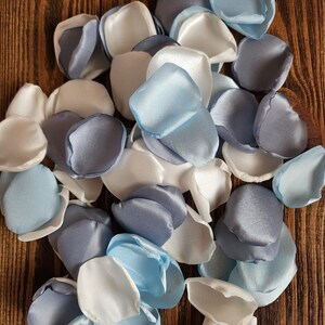 Mezcla azul de pétalos de rosa para caminos de pasillo y cestas para niñas de las flores, decoraciones de boda sencillas de estilo bohemio o rústico, decoración de mesa para damas de honor
