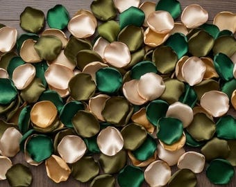 Champagne Gold & Emerald Rose Petals - Luxe Botanical Table Scatter, Regal Wedding Decor, Flower Girl Petals for Fall Winter