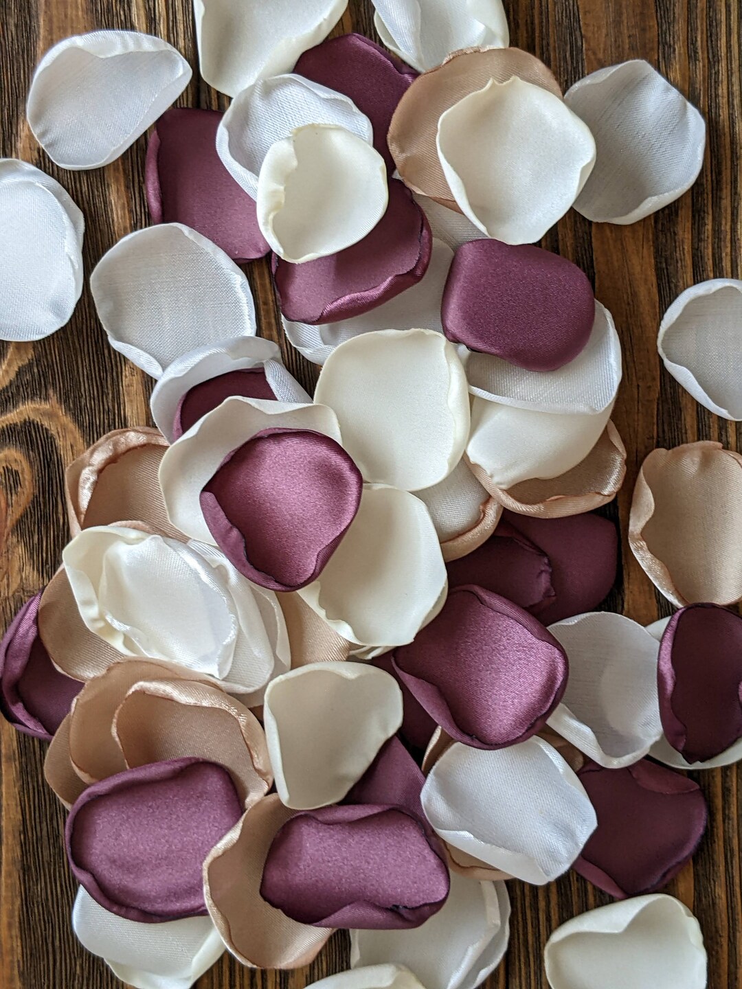 Tobili Hatcher Karis Hawkins Megan Zuckerman Foto de stock de contenido  editorial - Imagen de stock | Shutterstock Editorial, image size:1080x1440