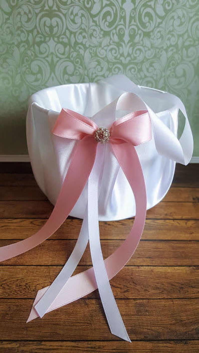 flower girl accesories Basket for flower girl wedding baskets wedding ceremony. Pink basket for wedding flower girl basket pink