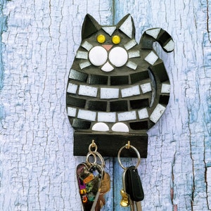 Black and White Cat Keyring Hook mosaic kit pre cut shapes easy to follow glass art craft kit suitable for beginners