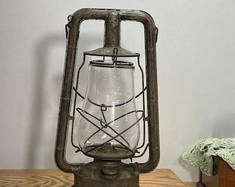 Vintage EMBURY No. 1 Little Air Pilot Oil Kerosene Lantern Lamp