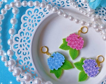 Hydrangea Earrings | Acrylic Earrings |Spring Earrings |Flower Earrings | Floral Earrings