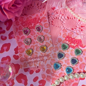 90s Rhinestone Heart Studs: Hypoallergenic Earrings