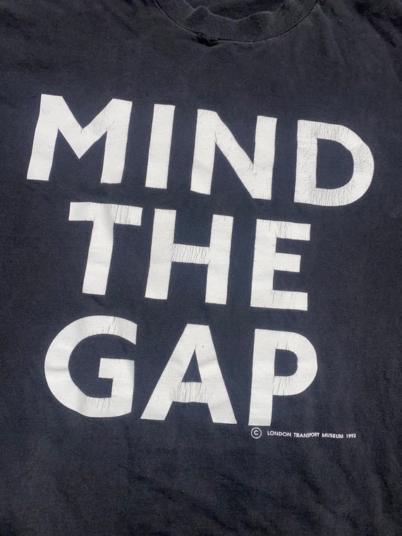 Vintage Mind The Gap London Subway T Shirt 1992 - image 3